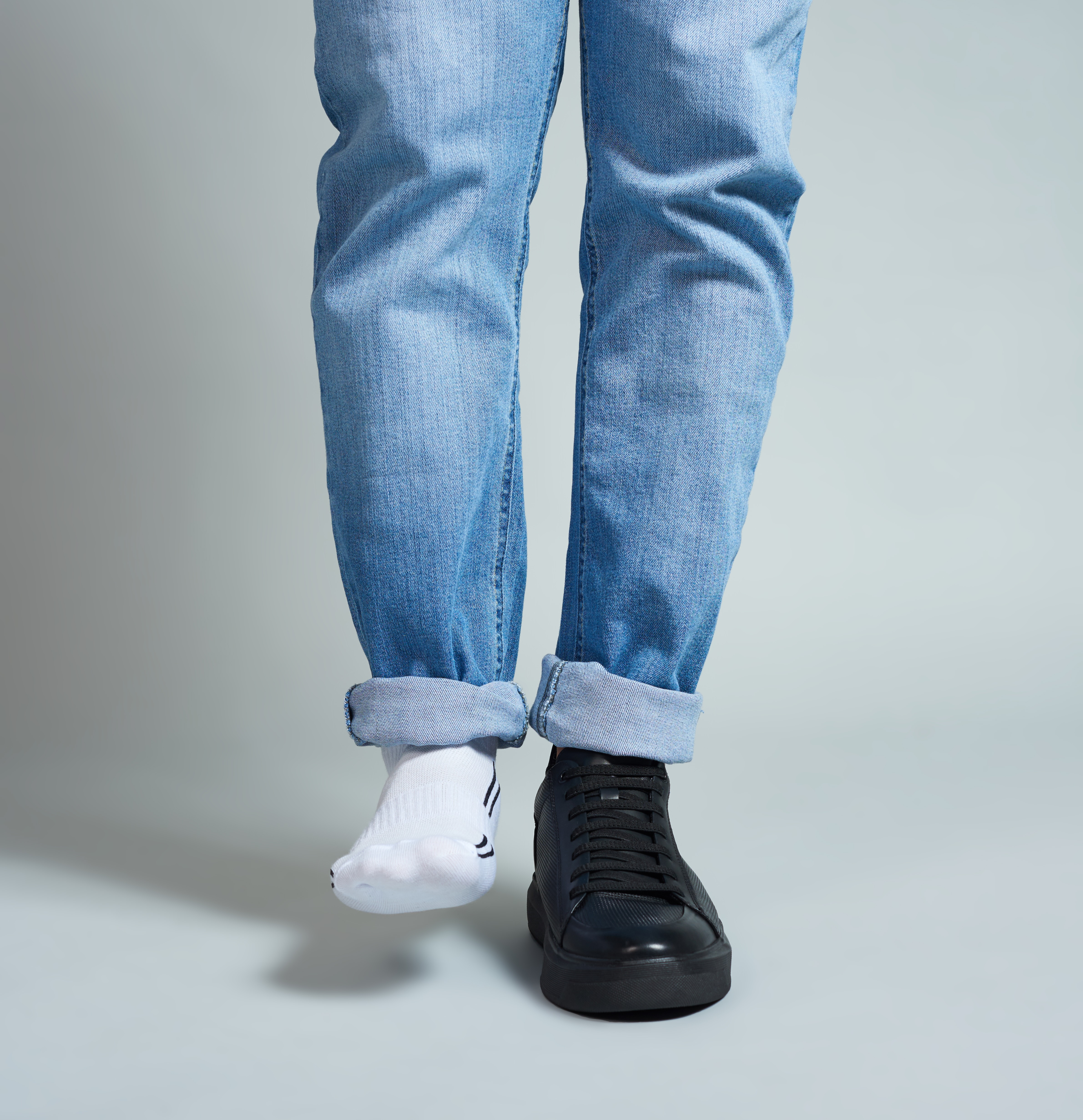 Sapatos com elevação Velzani com jeans